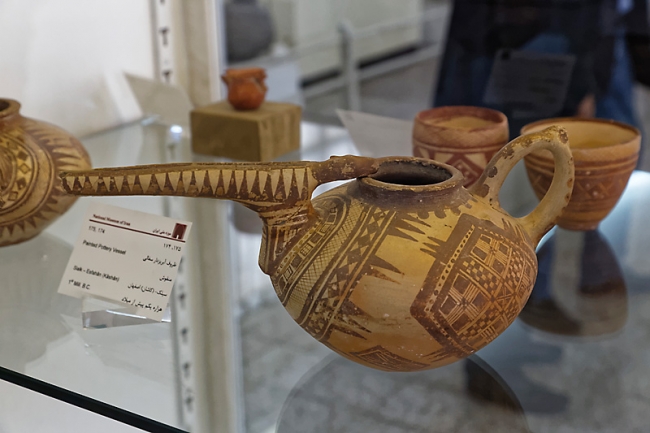 Téhéran-Musée archéologique-043